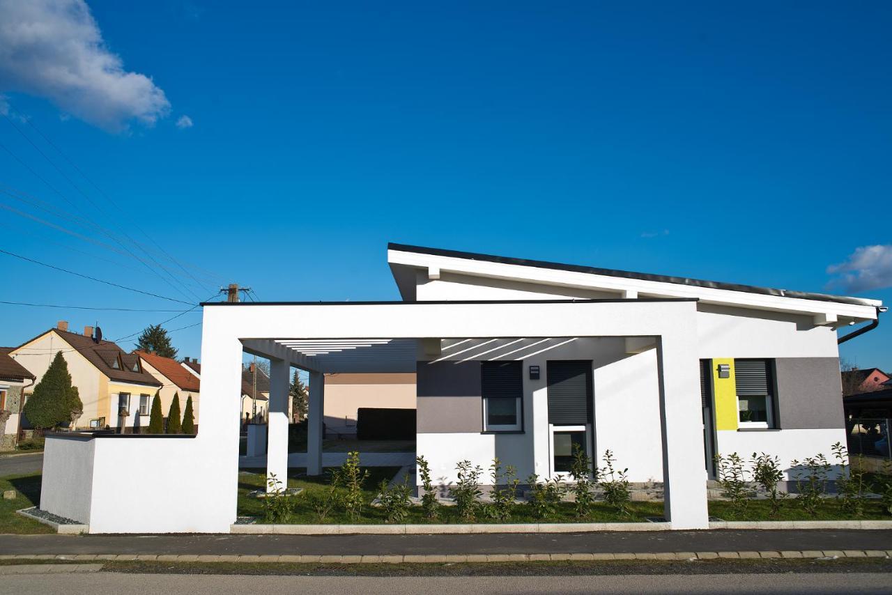 A-765 Apartman Szentgotthárd Exteriör bild